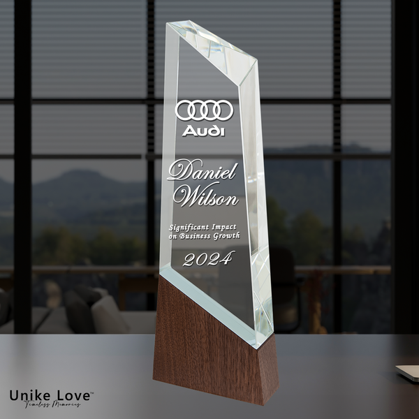 Toten Award made of Crystal with Walnut Base (Customizable)