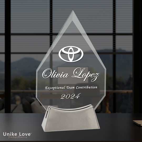 7 3/4" Diamond Platinum Glass with Full Metal Base