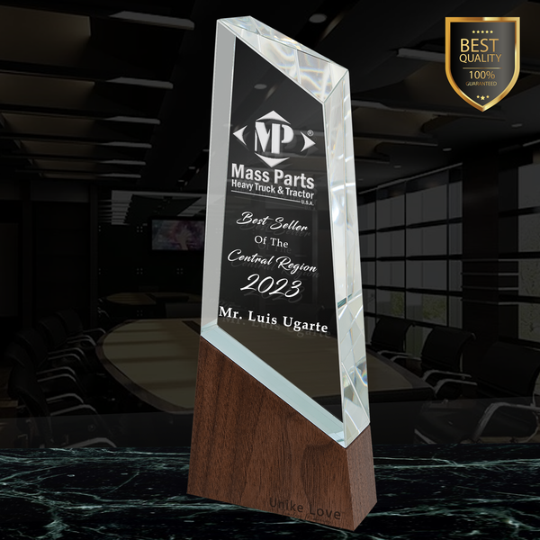 Toten Award made of Crystal with Walnut Base (Customizable)