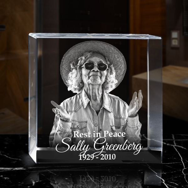 The perfect Gift! | 3D Laser Crystal Premium Square | Personalized Engraving | Custom Photo Laser Etched Gift