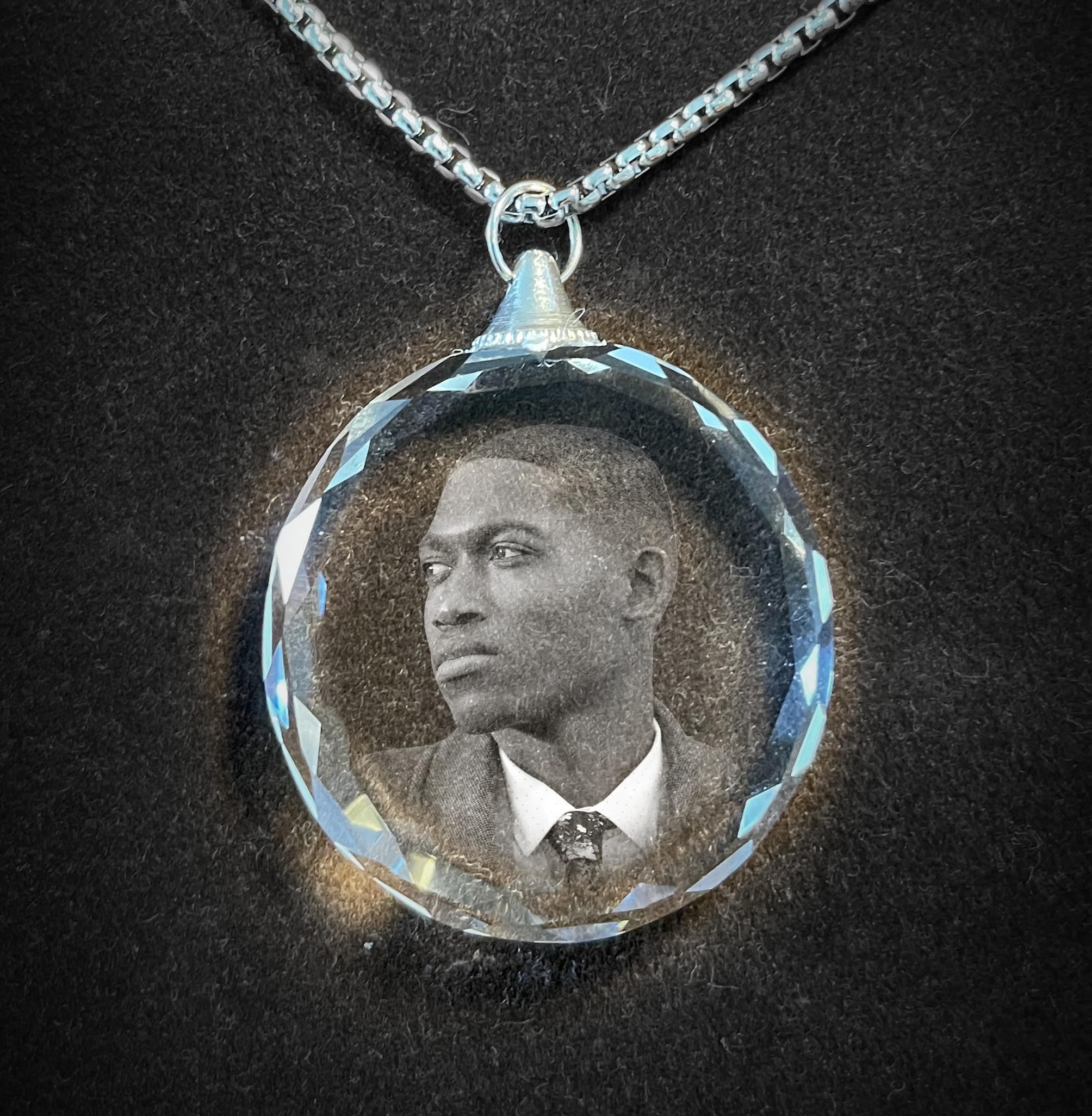 Personalized Circular Crystal Necklace | Chain and Pendant |
